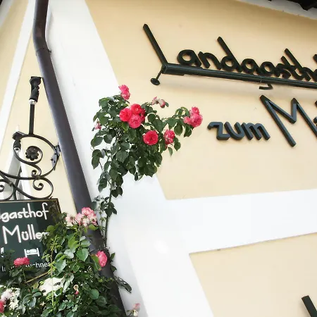 Hotel Landgasthof Zum Muller *